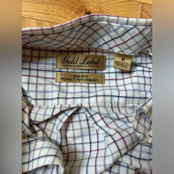 Red white and blue lightweight button up - Picture 4 of 4